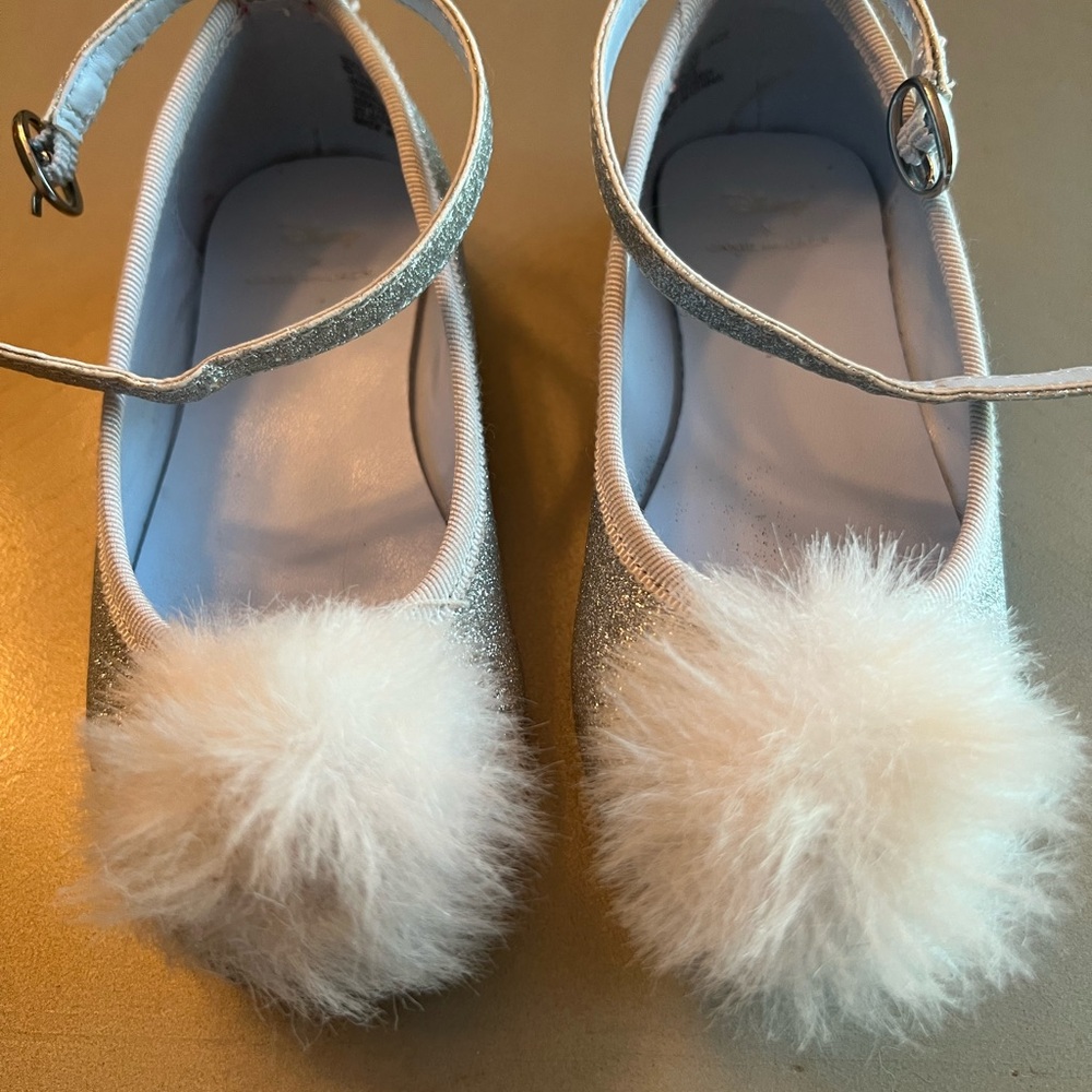 Janie and Jack Silver Dress Shoes with Cream Pom-Poms